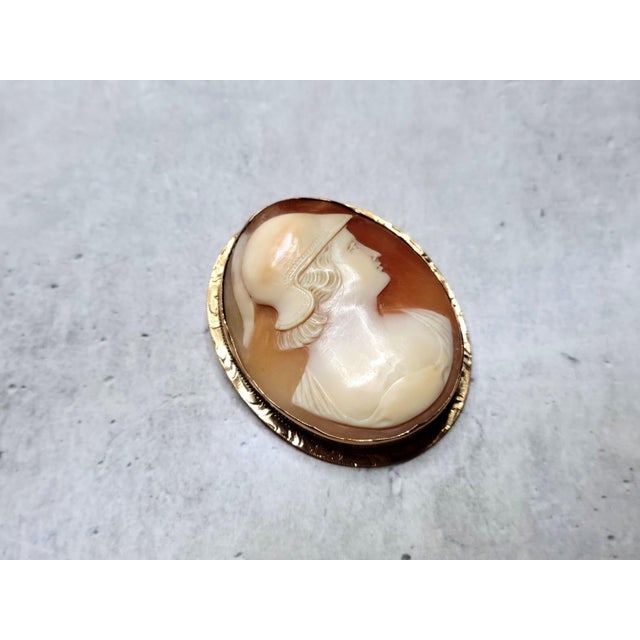 Antique Victorian Shell Cameo Athena Gold Brooch Pendant, Circa 1860-1880 For Sale - Image 4 of 9