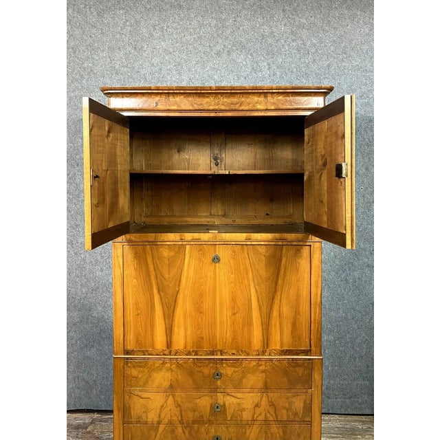 Louis Philippe Charles X Secretary Cabinet in Blond Walnut, 1830 For Sale - Image 6 of 7