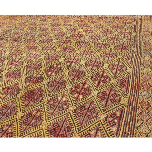 Textile Mid 20th Century Mid 20th Century Vintage Turkish Embroidered Kilim Rug With Diamond Design in Yellow and Red For Sale - Image 7 of 13