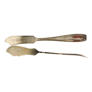Vintage Mismatched Silverplate Master Butter Knives- Set of 2