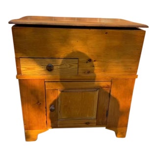 Antique Early American Rustic Style Dry Sink Blanket Chest For Sale