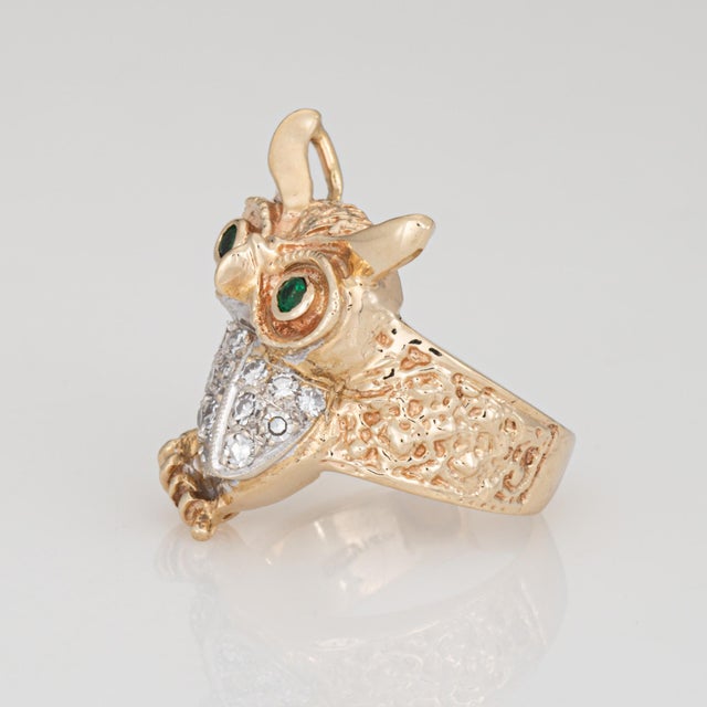 1970s 1970s Vintage Owl on Branch Ring 14k Yellow Gold Diamond Emerald Eyes Jewelry Size 6 For Sale - Image 5 of 7