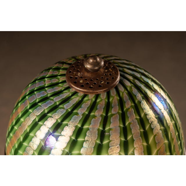 1900s Art Nouveau Edward Miller Art Nouveau Art Glass Table Lamp For Sale - Image 4 of 10