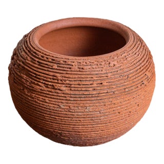 Sculptural Ribbed Terracotta Planter, California Modern Studio Pottery Style For Sale