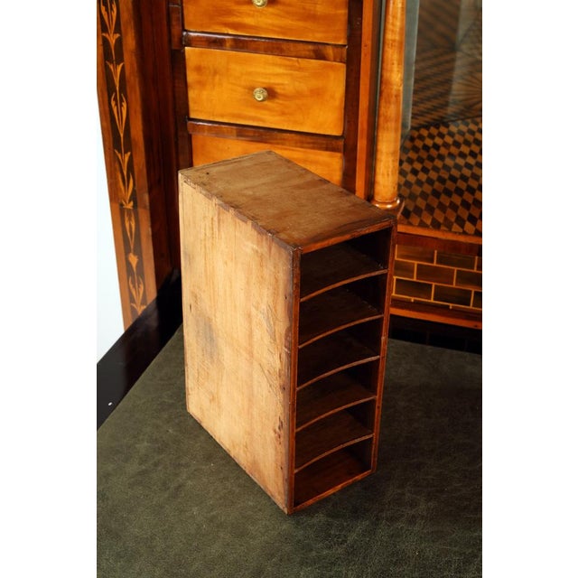 Classicist Secretary in Walnut, 1800s For Sale - Image 11 of 18