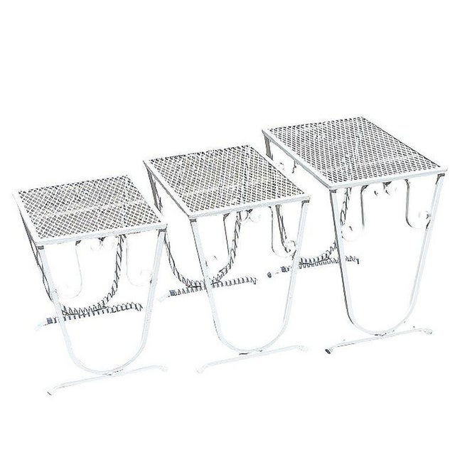 Mid-Century Modern Mid-Century Modern Salterini Style Wrought Iron Mesh Nesting Tables, Set of 3 For Sale - Image 3 of 10