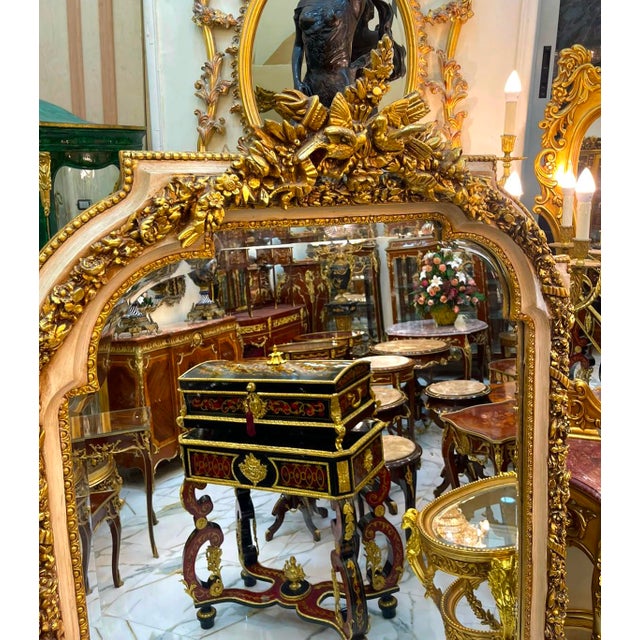 Rococo French Rococo Gilt Mirror – Ornate Gold Leaf Frame With Birds & Nature Details For Sale - Image 3 of 5