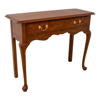 Henkel Harris Mahogany Queen Anne Style Console Table For Sale