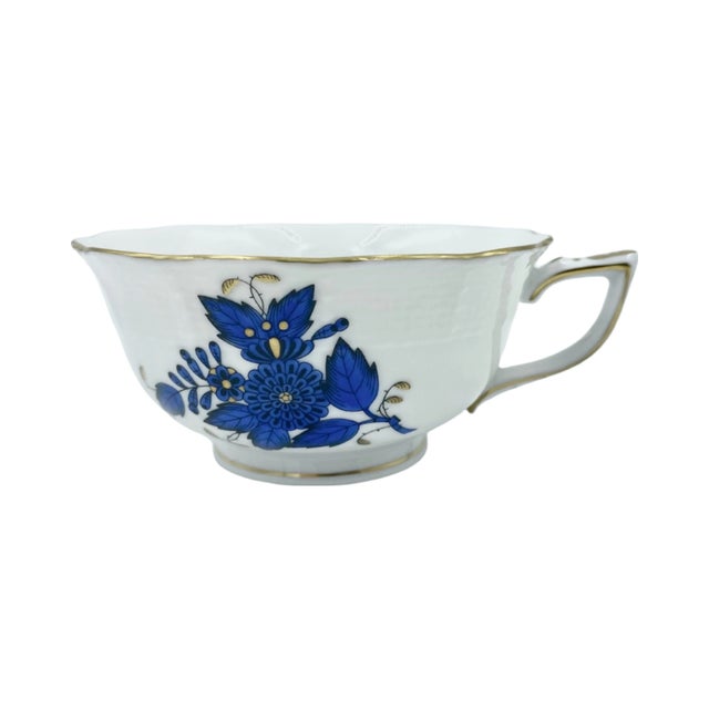Traditional Herend Chinese Bouquet Black Sapphire Tea Cup and Saucer For Sale - Image 3 of 9