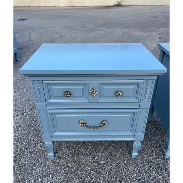 Pair of Mid-Century Blue Gray Lacquered Nightstands For Sale - Image 4 of 15