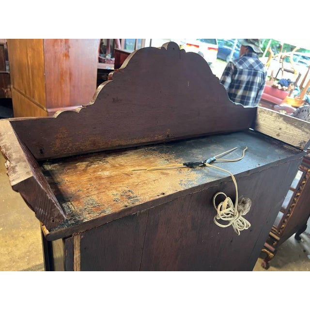 Brown Vintage Chinoiserie Style Gilt Red Lacquered Decorated Two-Part Display Curio Cabinet For Sale - Image 8 of 12