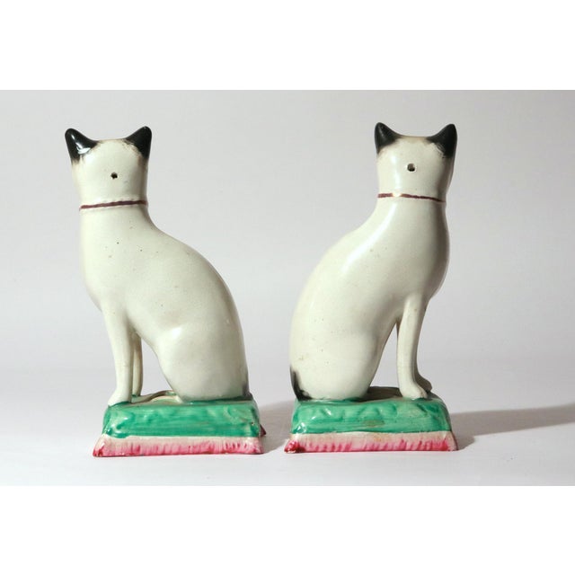 Mid 19th Century Pair of Staffordshire Pottery Seated Cats on Cushions For Sale - Image 5 of 12