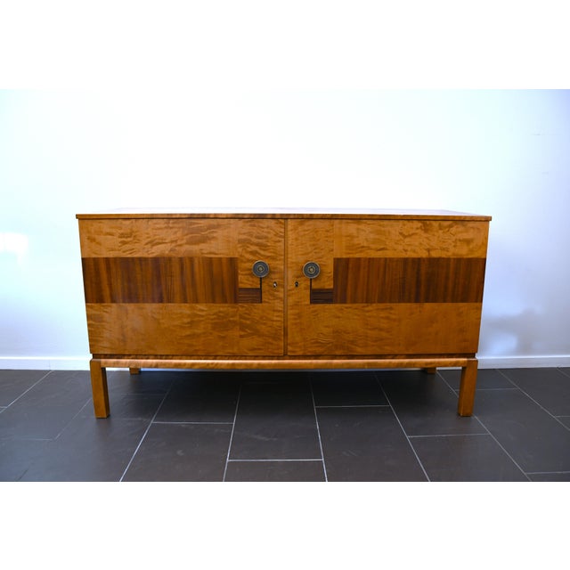 Rare Swedish Grace Flamed Birch and Macassar Sideboard by Svenska Möbelfabrikerna SMF, late 1920s For Sale - Image 3 of 9