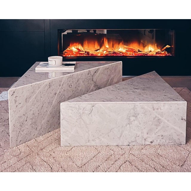 Triangular Tables in Carrara White by Andrea Grasso, Set of 2 For Sale - Image 4 of 5