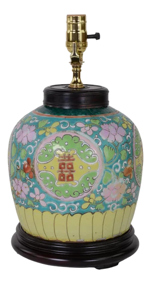 Chinese Antique Famille Rose Jar Table Lamp