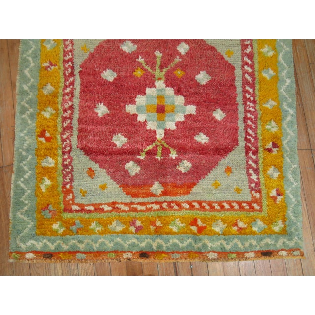 Early 20th Century Vivacious Turkish Tulu Square Scatter Size Rug - 3'6" x 3'10" For Sale In New York - Image 6 of 6