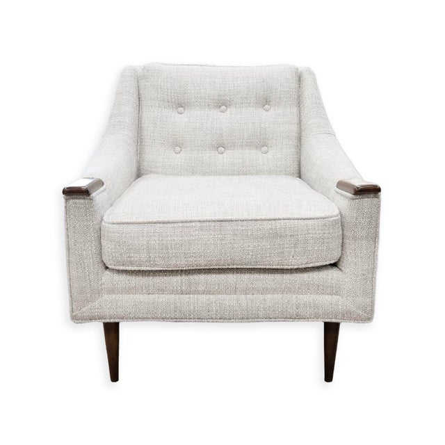 Mid-Century Modern Pair of His and Hers Tufted Accent Chairs Pearsall Style For Sale - Image 3 of 10