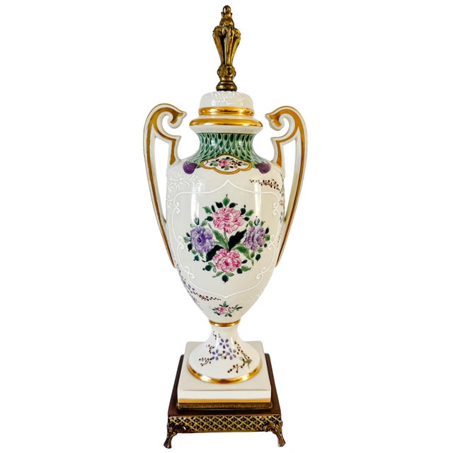 Late 19th Century Antique 19th Century Edmé Samson Hand-Painted Armorial Urns With Gilt Bronze Mounts - Pair For Sale - Image 5 of 17