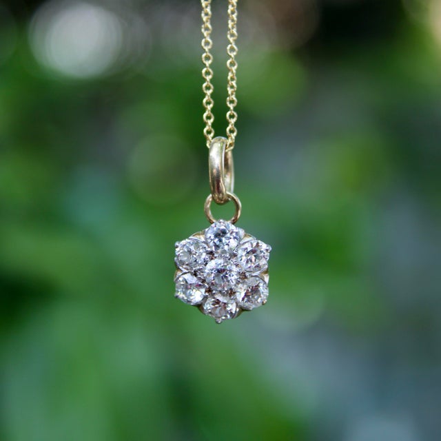 1900-1909 Victorian 14k Gold and Old Mine Cut Diamond Flower Pendant For Sale - Image 9 of 9