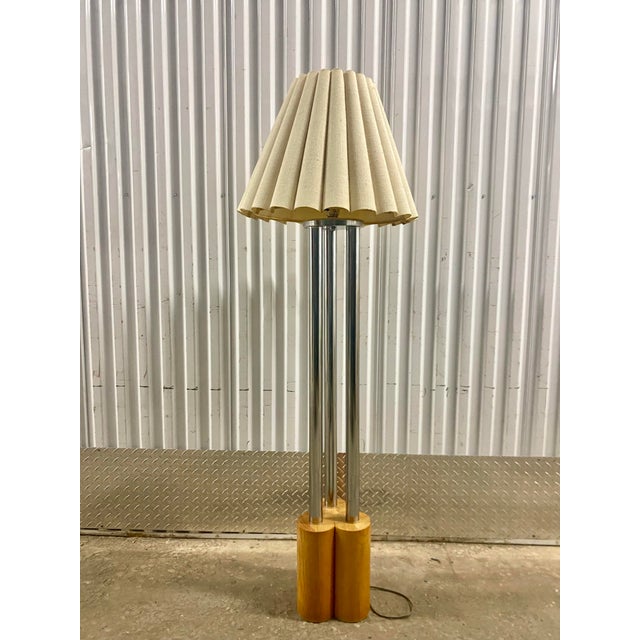 Mid-Century Modern 1970s Mid Century Modern Floor Lamp . For Sale - Image 3 of 13