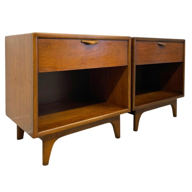 Wood 1990s Pair of Lane Mid Century Modern Nightstands / End Tables With Drawer and Open Shelf For Sale - Image 7 of 9