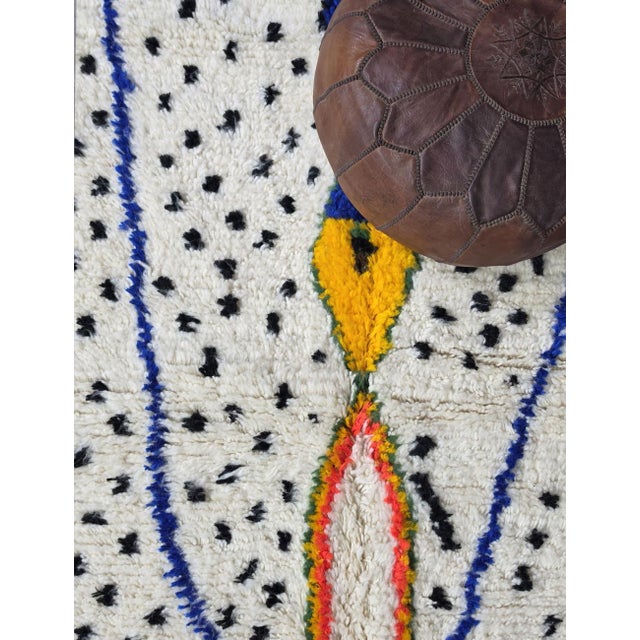 Ivory Azilal Berber Moroccan Rug - 8.3 X 5.8 Ft For Sale - Image 8 of 8