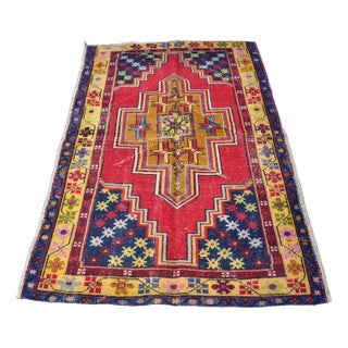 Vintage Rug in Wool For Sale