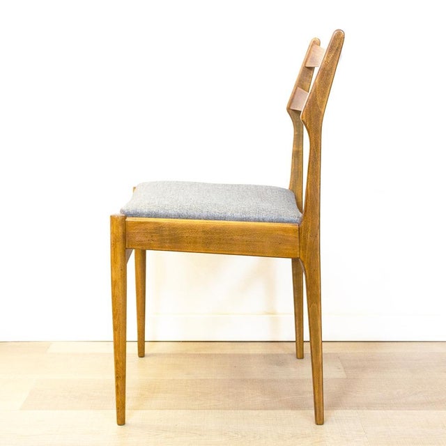 Mid-Century Modern Mid-Century Modern Dining Chair in Fabric and Wood, Spain, 1960s For Sale - Image 3 of 7