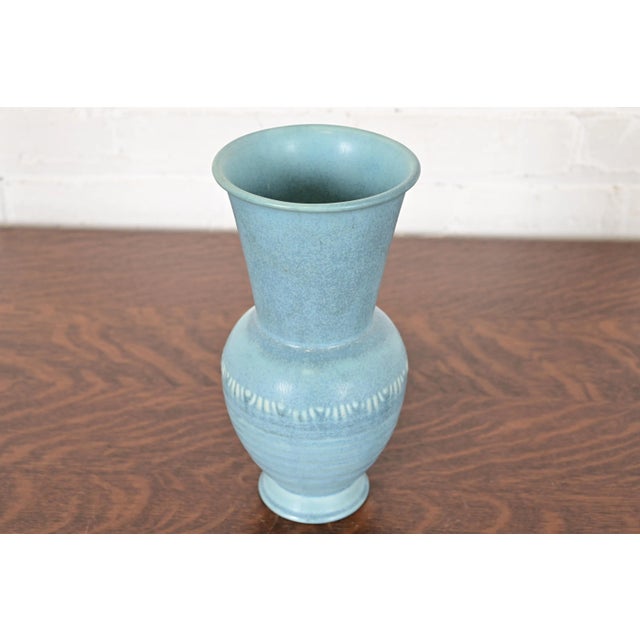 A gorgeous Arts & Crafts period glazed ceramic art pottery vase By Rookwood Pottery USA, 1934 Glazed ceramic in a...