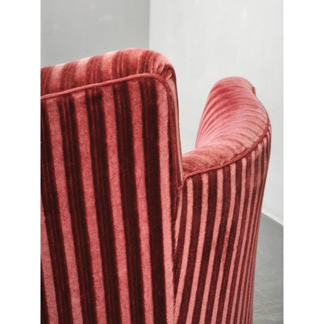 1950s Danish Modern Sculptural Velvet Lounge Armchair For Sale - Image 4 of 14