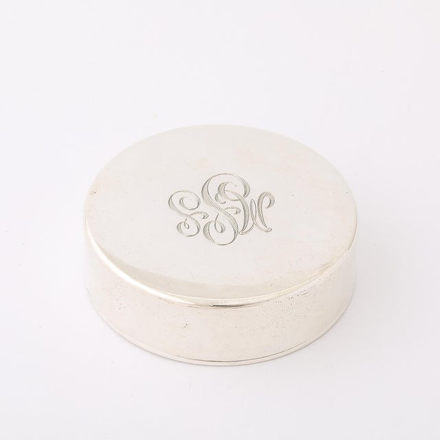 Art Deco Minimal Sterling Silver Pill Box For Sale - Image 9 of 14