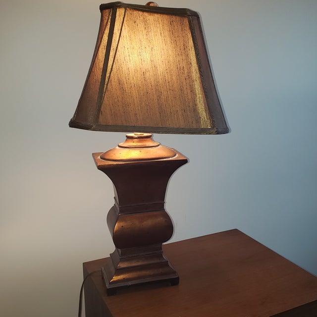 1980s Bloomingdales Copper Patina Baluster Style Wood Table Lamp For Sale In New York - Image 6 of 9