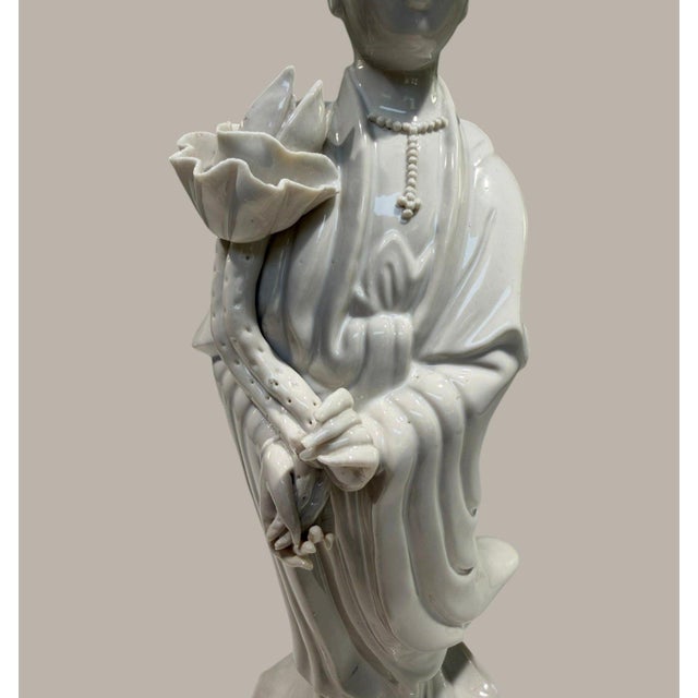 Vintage Wai Ming Hong Kong Blanc De Chine Porcelain Guanyin Lotus Statue 14" For Sale In Dallas - Image 6 of 15