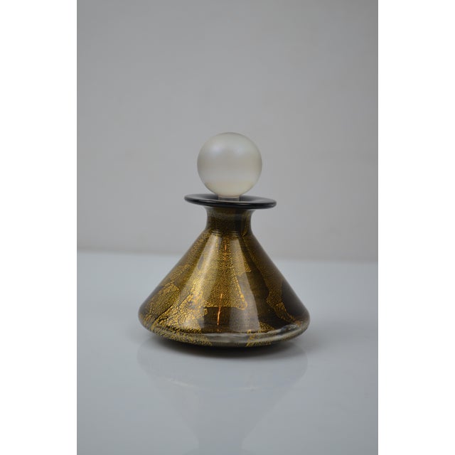 Studio Glass Perfume Bottle with Gold Leaf from Isle of Wight, 1970s For Sale - Image 11 of 12