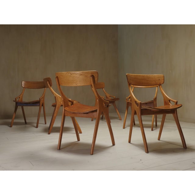 Set of Six Danish Dining Chairs by Arne Hovmand-Olsen for Mogens Kold Møbelfabrik This beautiful set of six dining chairs...