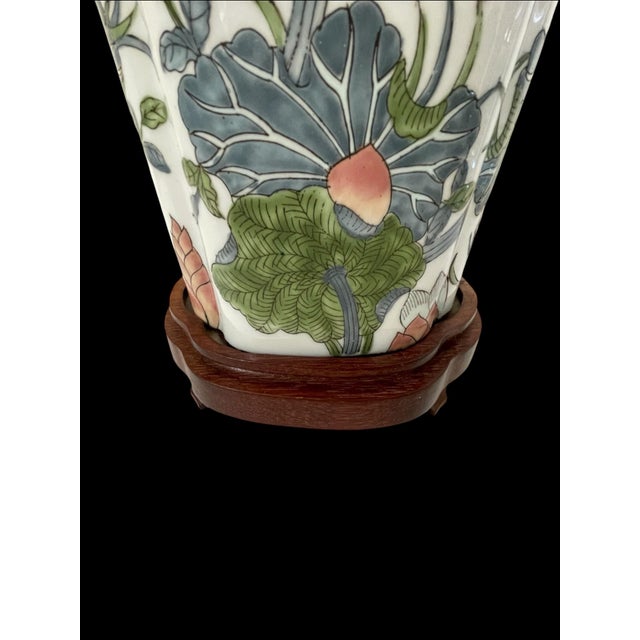 Wood Vintage Green Pink Lotus Blossom Chinoiserie Lilly Pad Lamp Asian Finial For Sale - Image 7 of 9