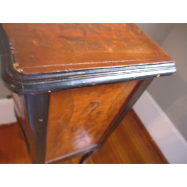 Antique French Walnut & Ebonized Marquetry 4 Drawer Accent / Bedside Table For Sale - Image 17 of 18