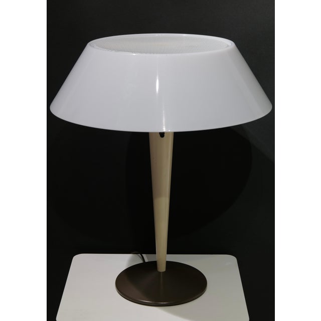 Brown Mid 20th Century Mid-Century Modern Table Lamp by Gerald Thurston for Lightolier For Sale - Image 8 of 18