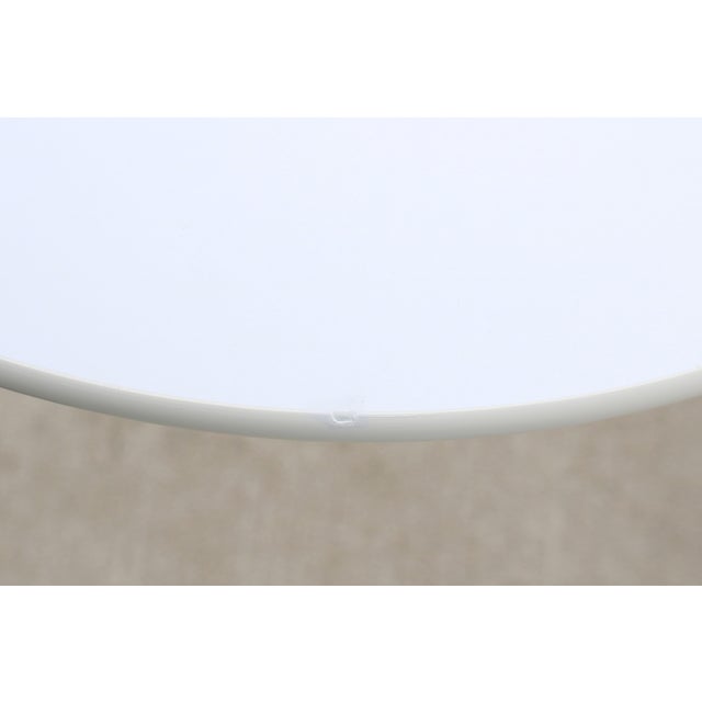 Mid-Century Modern Knoll Eero Saarinen 20" Round White Tulip Side Tables, a Pair For Sale - Image 15 of 18