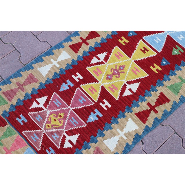 1980s Southwestern Style Hand Knotted Geometric Design Oushak Kilim Runner Rug For Sale - Image 4 of 10