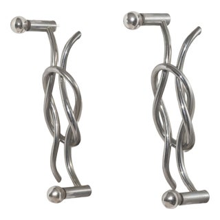 Wall Lamps Sculptures Nodo Model in Chrome by Giacomo Benevelli for Missagli, 1970s, Set of 2 For Sale