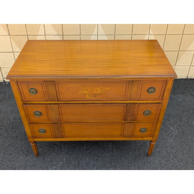 Vintage Hepplewhite Mahogany Commode Chest of Drawers With Stenciling For Sale - Image 13 of 14