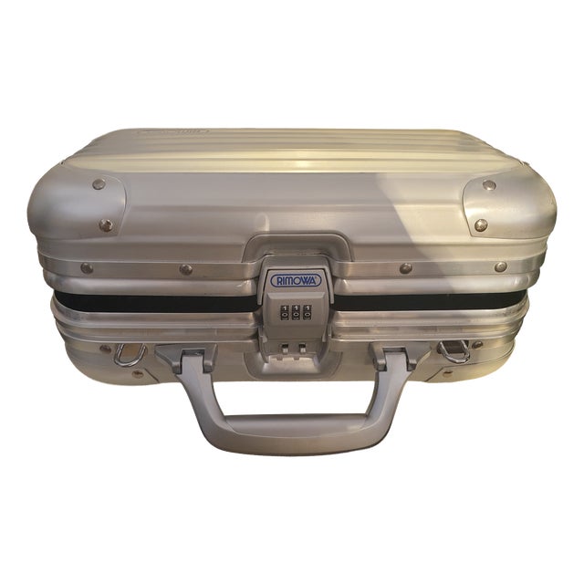 Small Silver Aluminum Beauty Case, 1980s For Sale