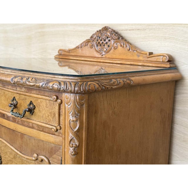 Wood Early 20th Italian Bedside Tables in Light Oak with Two Doors, 1920, Set of 2 For Sale - Image 7 of 8