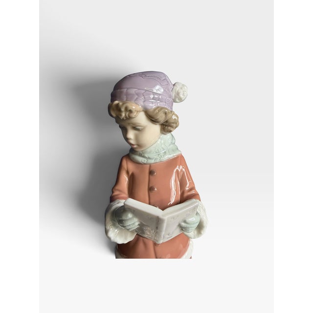 2000 - 2009 Lladró, A Christmas Duet Figurine, 2000, Porcelain For Sale - Image 5 of 10