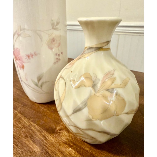 Art Deco Late 20th Century Fine China of Japan Floral Vase and French Orchid Bud Vase by Toyo Japan For Sale - Image 3 of 12