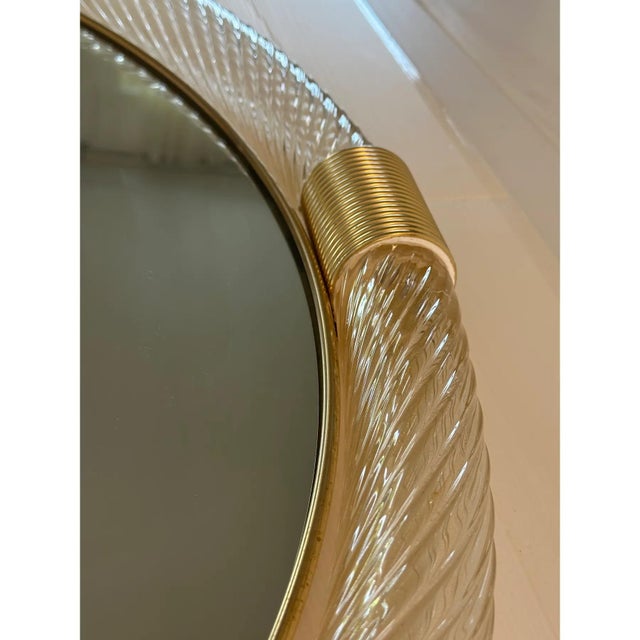 Contemporary Round Torciglione Gold Murano Glass Wall Mirror in Barovier Style by Simoeng for Simoeng For Sale - Image 3 of 10