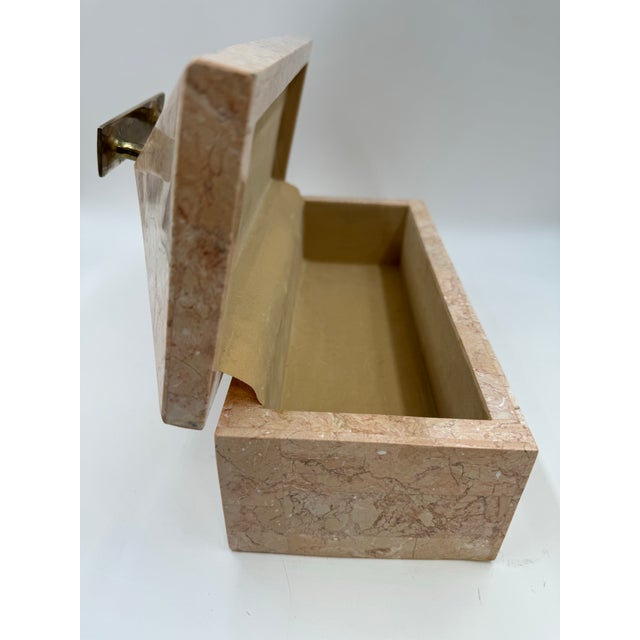Vintage Tessellated Stone Jewelry Box in Pink Marble With Brass Handle – Maitland-Smith Style, Hollywood Regency For Sale In Houston - Image 6 of 7