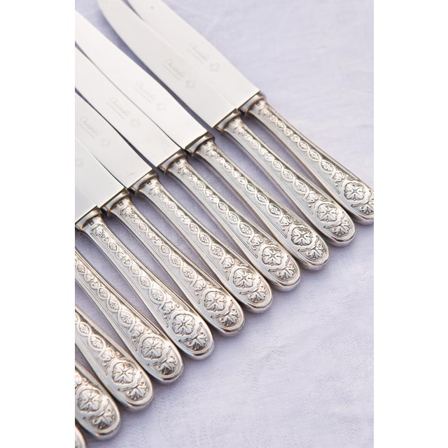 Measurements and weight: 19.2 cm (50 grams). Villeroy by Christofle models. This piece has an attribution mark, I am sure...