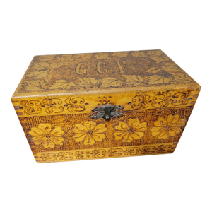 Vintage Carved Tramp Art Personal Pharmacy Box